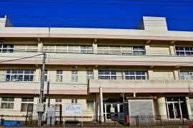 川内小学校