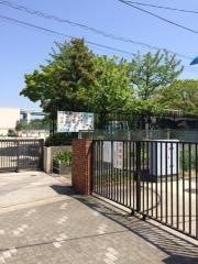 辰巳小学校