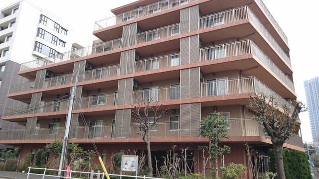 新宿けやき園 施設外観