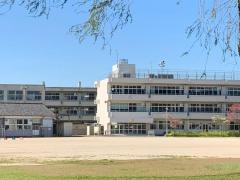 二川小学校