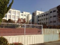鴻池小学校