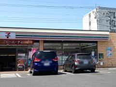 セブンイレブン　南河内緑店