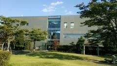 今治市立中央図書館
