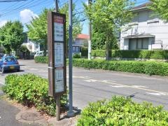 「三井第四住宅」バス停留所