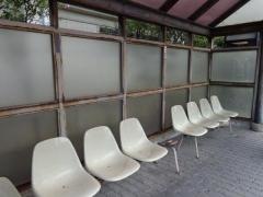 「加茂小学校前」バス停留所