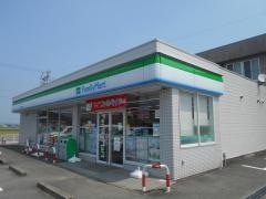 ファミリーマート　松阪岡本店