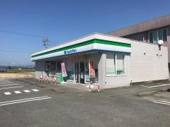 ファミリーマート　松阪岡本店
