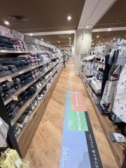 ニトリデコホーム　ＬＩＣＯＰＡ鶴見店