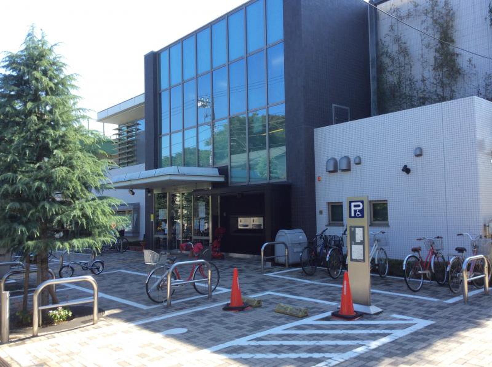 南 田中 図書館