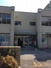 武蔵村山市立雷塚図書館