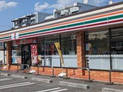 セブンイレブン　名古屋照が丘店