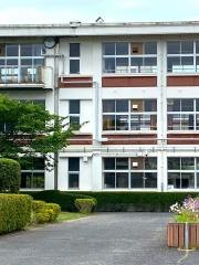 阿品台東小学校