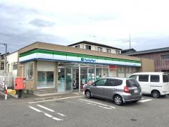 ファミリーマート　田上川船河店