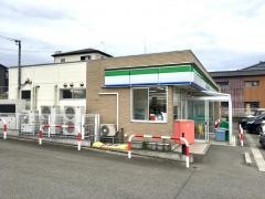 ファミリーマート　田上川船河店
