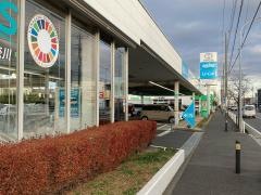 ウエインズトヨタ神奈川 ビークルステーション湘南六会