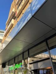 ファミリーマート　枚方市駅南口店