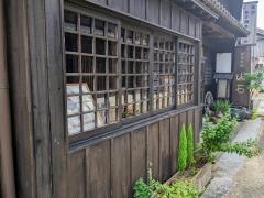 山石