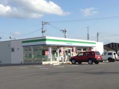 ファミリーマート　安来西赤江店