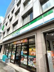 ファミリーマート　虎ノ門霞ケ関店