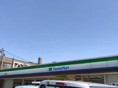 ファミリーマート　長野東通り店