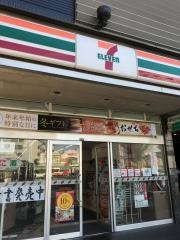 セブンイレブン　草加駅前西口店