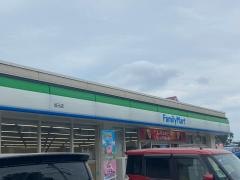 ファミリーマート　坂元店