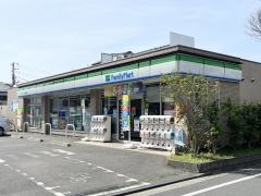 ファミリーマート　江戸川上篠崎店