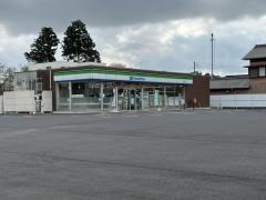 ファミリーマート　成田三里塚店