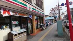 セブンイレブン　横浜峰岡町店