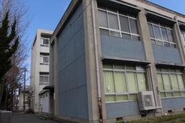 城西小学校