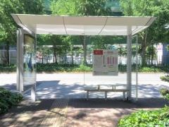 「千早小学校」バス停留所