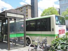 「中央中学校前」バス停留所