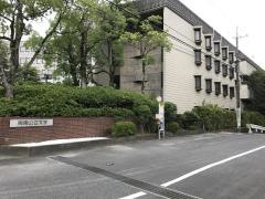「大学前」バス停留所