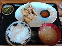 餃子番長　炎のもつ家　甚助　南町通り店