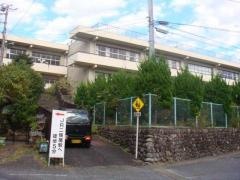 第六小学校