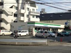 ファミリーマート　まるいし希望丘店