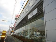 日産プリンス大阪箕面店
