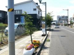 「駅通り」バス停留所