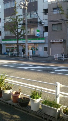 コンビニ