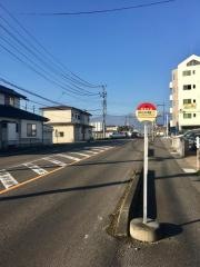 「国体記念体育館入口」バス停留所