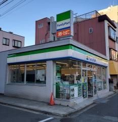 ファミリーマート　江東北砂四丁目店