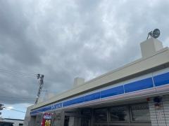 ローソン　南城高平店