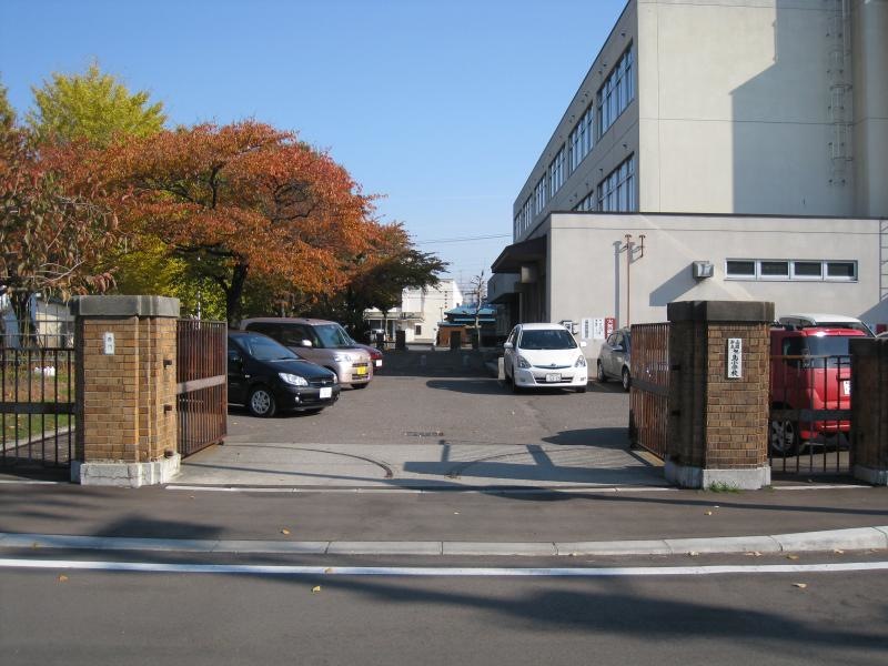校門です。