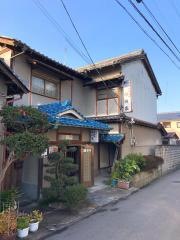 卯川家