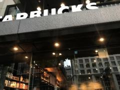 スターバックスコーヒー　新橋駅前店