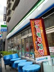 ファミリーマート　高知帯屋町店