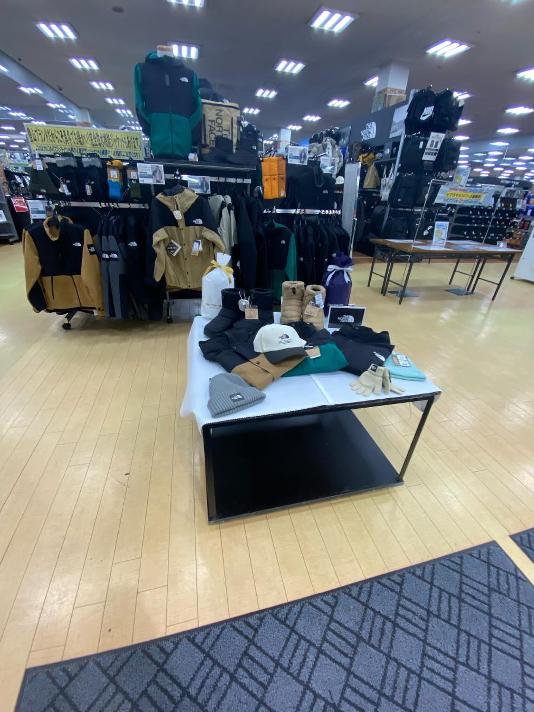 ヒマラヤ スポーツ & ゴルフ 堺 インター 店