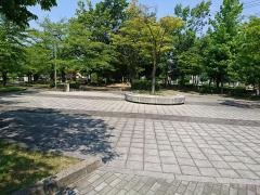 駅西公園