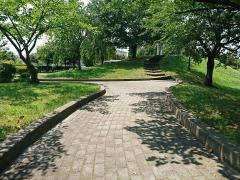 駅西公園