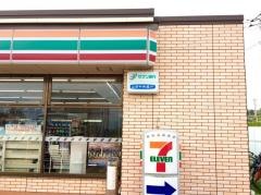 セブンイレブン　北杜村山西割店